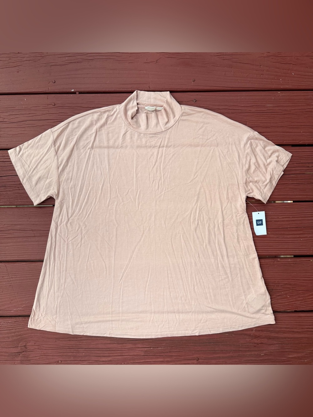 GAP Short Sleeve Mock Neck Tee in Pale Peach
